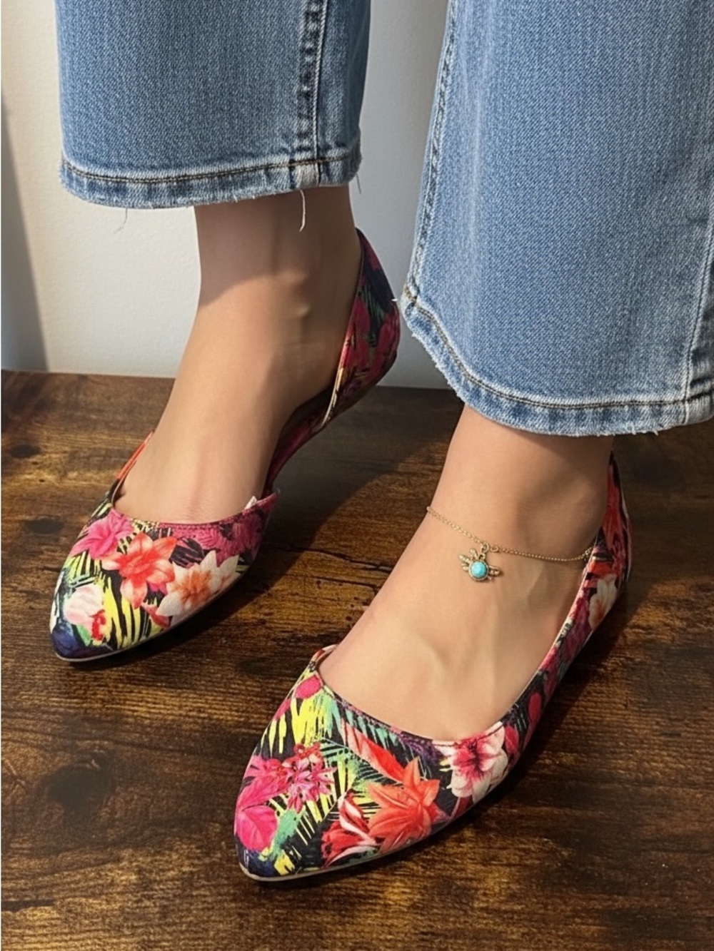 Charlotte Russe Floral Pointed Toe Women's Flats - Pink Multicolor